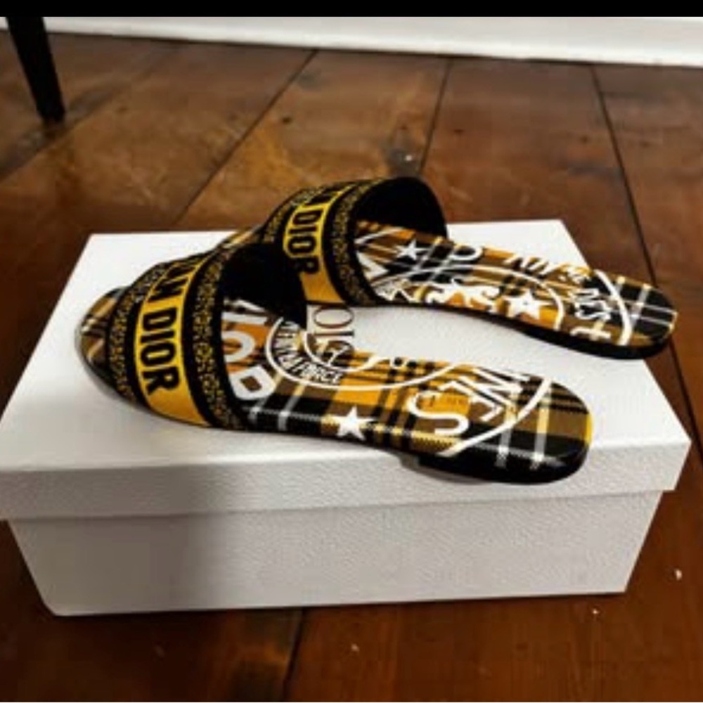 Dior women’s Plaid Slide Sandals - Black and Yellow - Picture 2 of 4